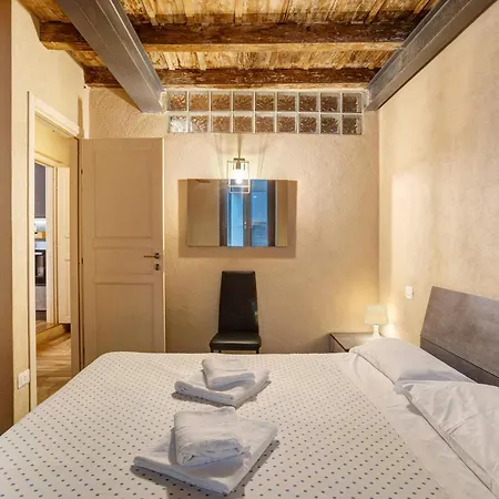 Maison Le Chic *