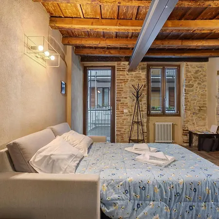 Maison Le Chic Apartment *
